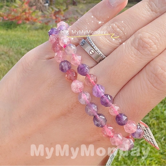 Strawberry Quartz And Amethyst Bracelet 6mm - Picture 3 of 8